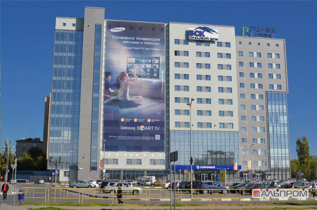 volgograd-premier Монтаж баннера на вентилируемый фасад