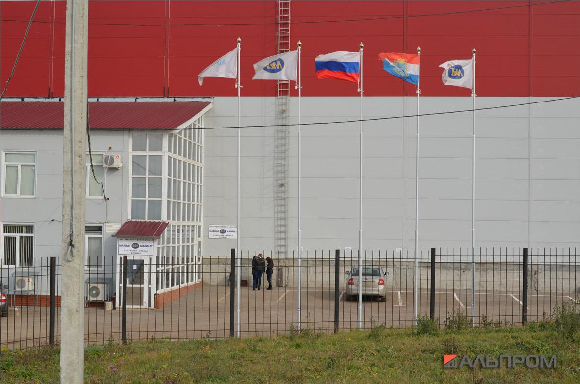 Флагштоки и флаги в Самаре